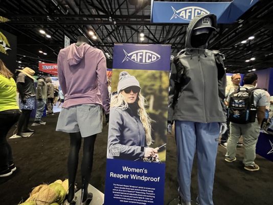 Warm Weather Technical Apparel for Women - ICAST Fishing